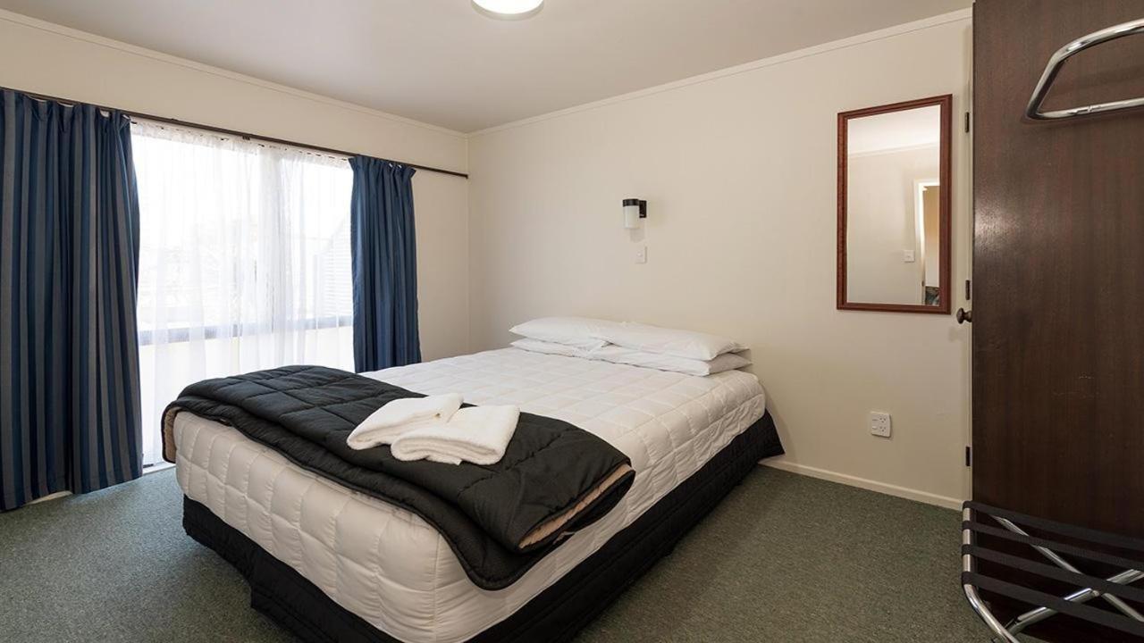 Holdens Bay Holiday Park Роторуа Екстер'єр фото