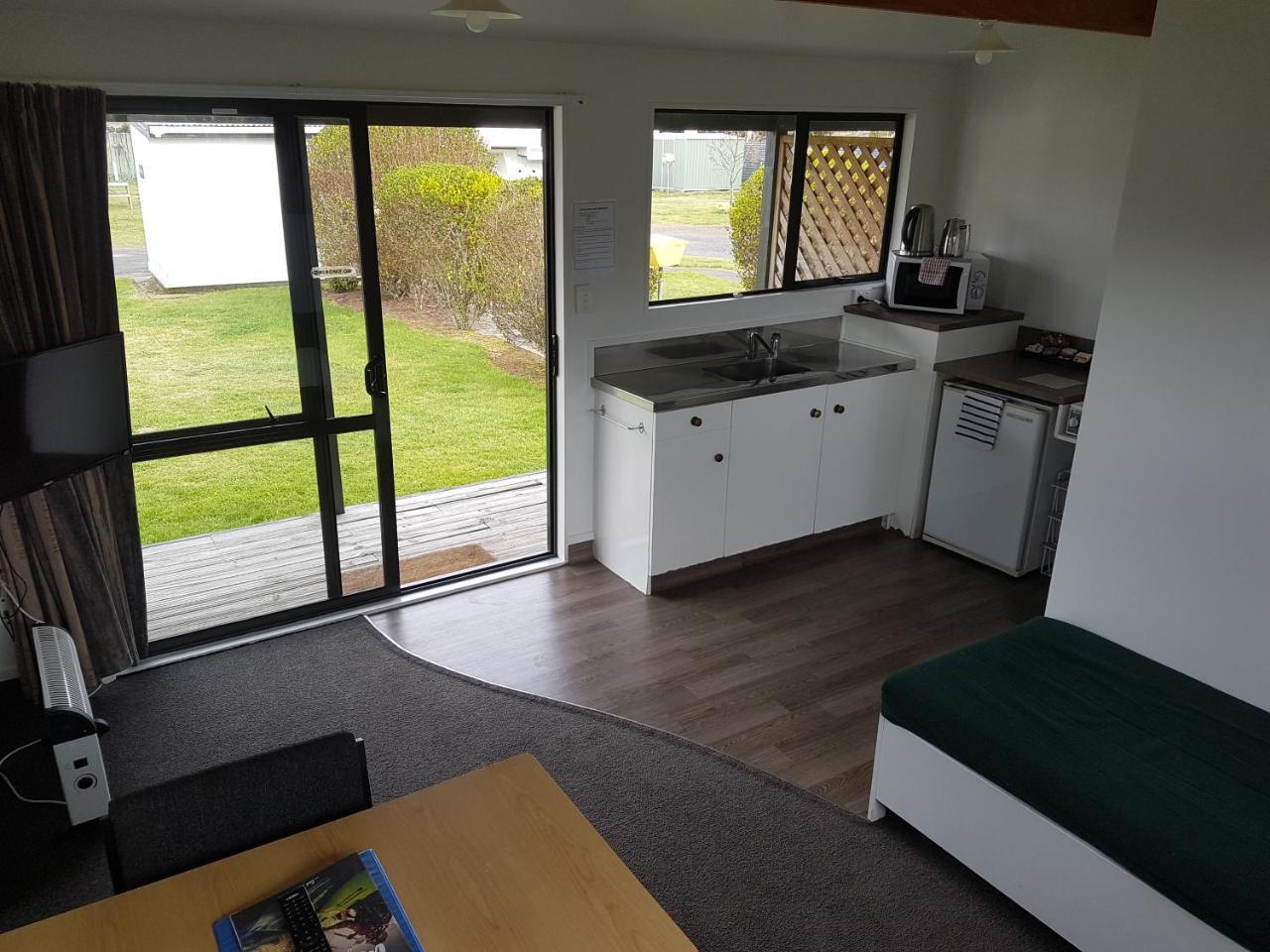 Holdens Bay Holiday Park Роторуа Екстер'єр фото